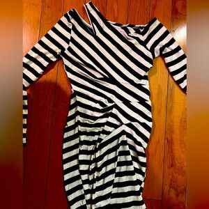 Ribbed stretchy Black and white mini dress size XS